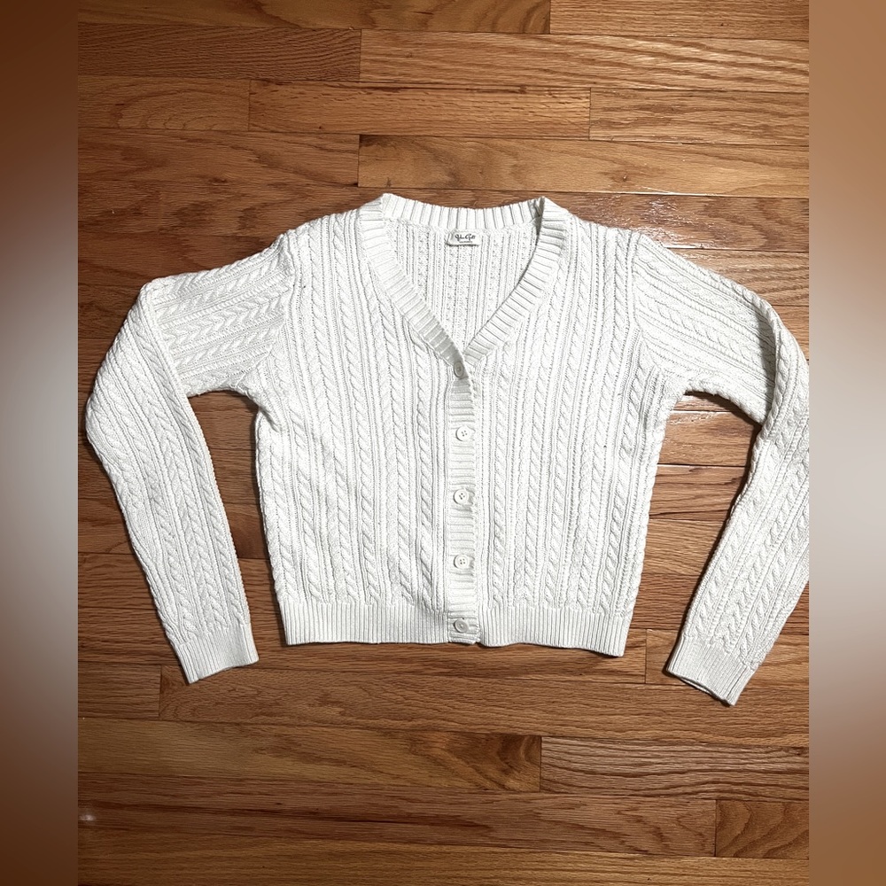 Brandy Melville John Galt button down cardigan